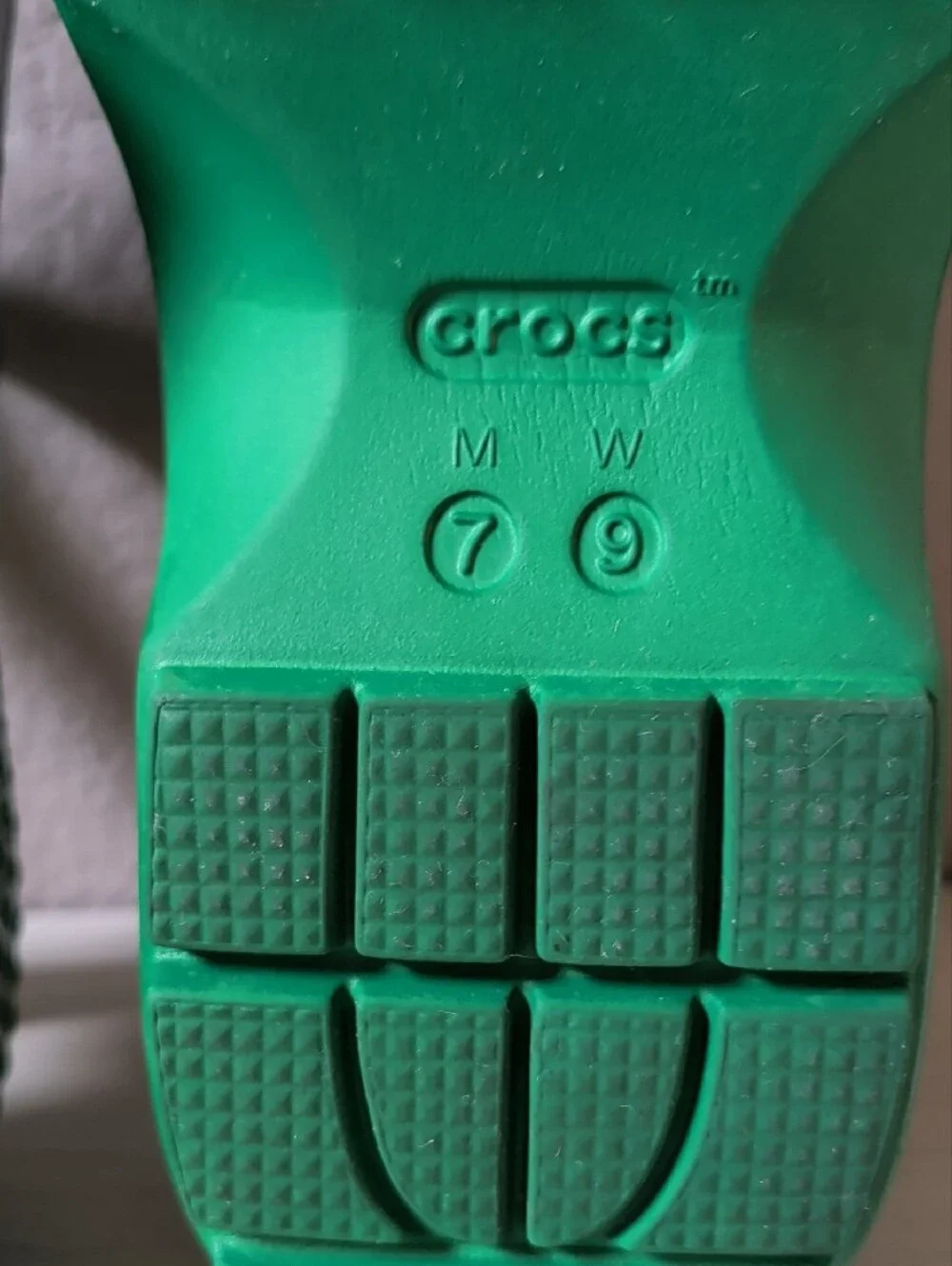 CROCS Stomp platform Fisherman  Green Platform Slingback Sandals